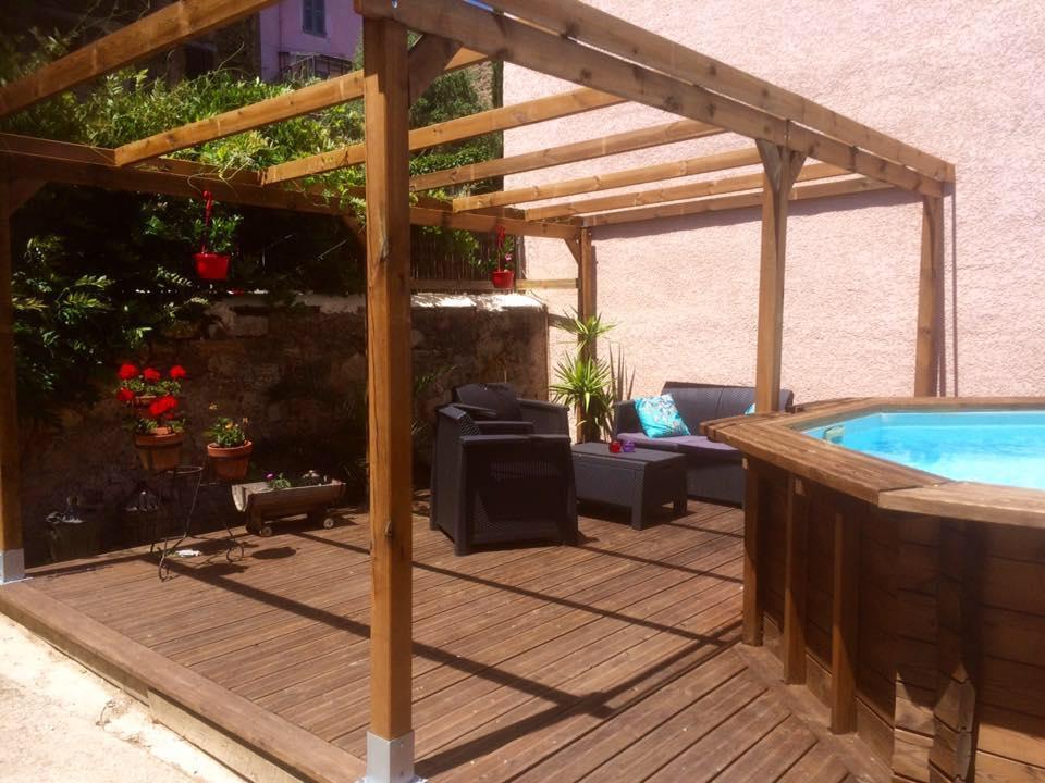 ホテル Chez Les Amis Saint-Nazaire-de-Ladarez エクステリア 写真