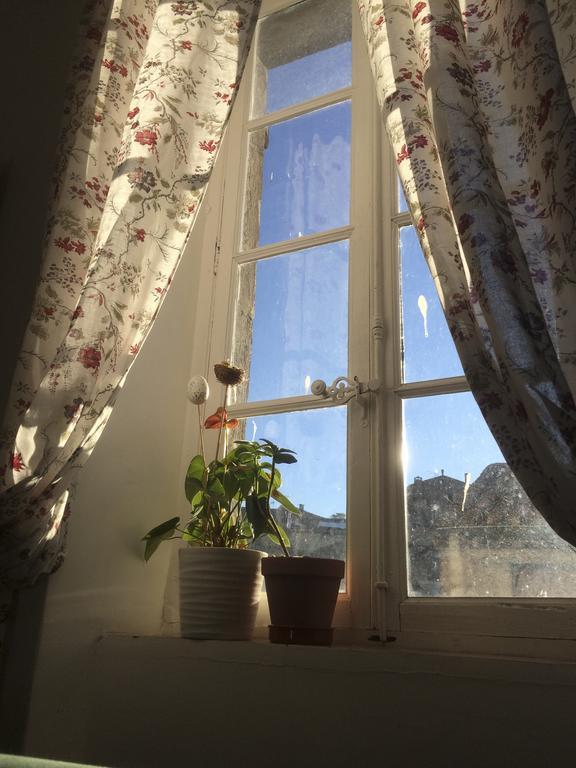 ホテル Chez Les Amis Saint-Nazaire-de-Ladarez エクステリア 写真